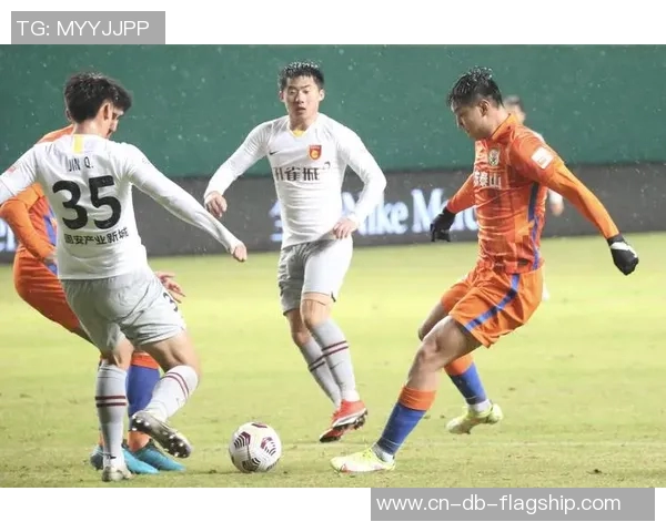 大连足球俱乐部奋发向前重塑辉煌目标全力冲击新赛季荣耀